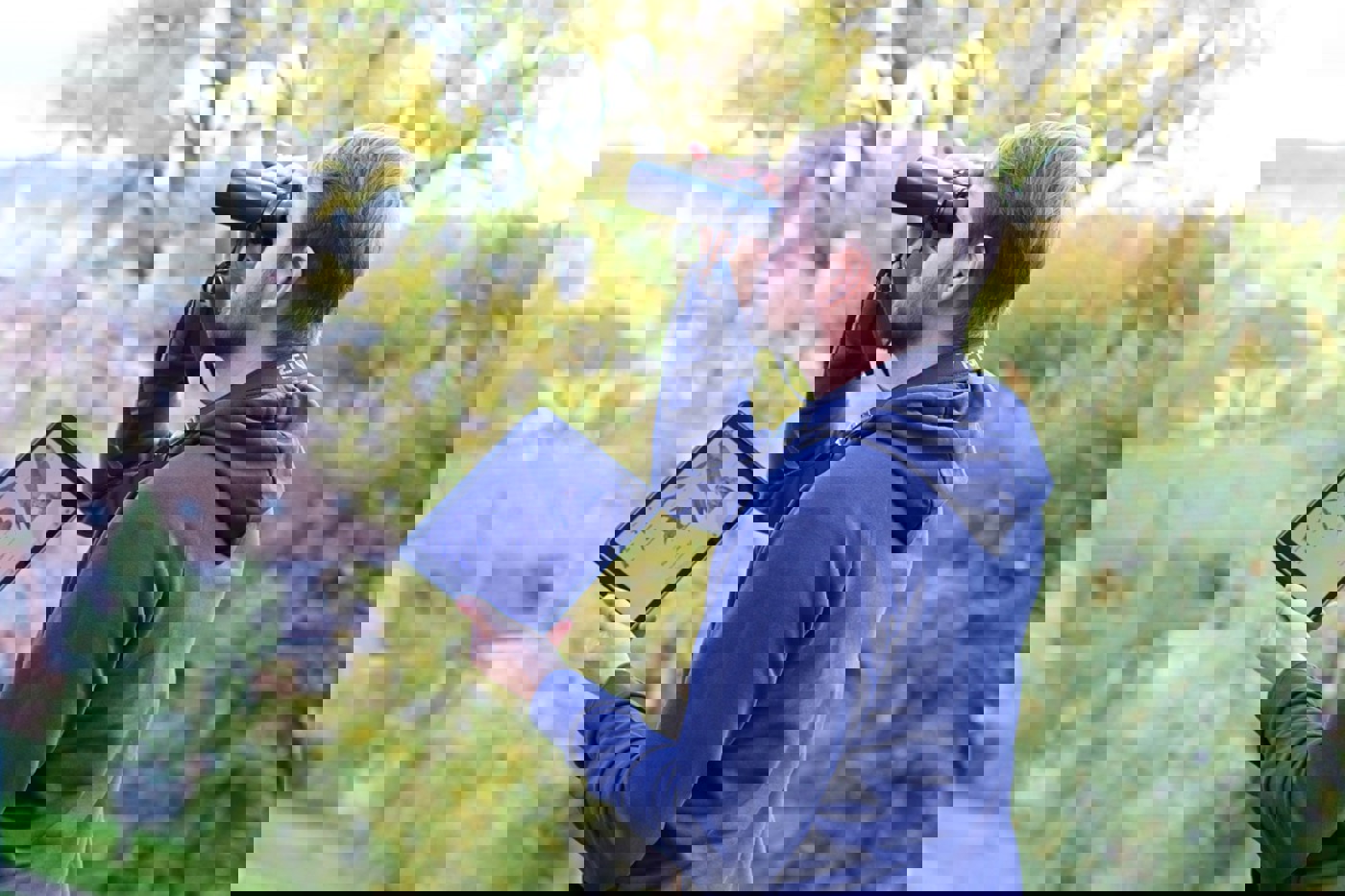 Bestimmungsmerkmale, Vogelstimmen, automatische Arterkennung – dank Apps ist alles mit dabei. © Stefan Bachmann